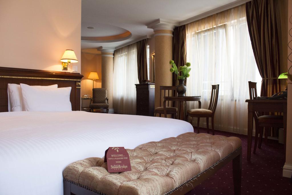 Stone Bridge Hotel Skopje Exterior photo