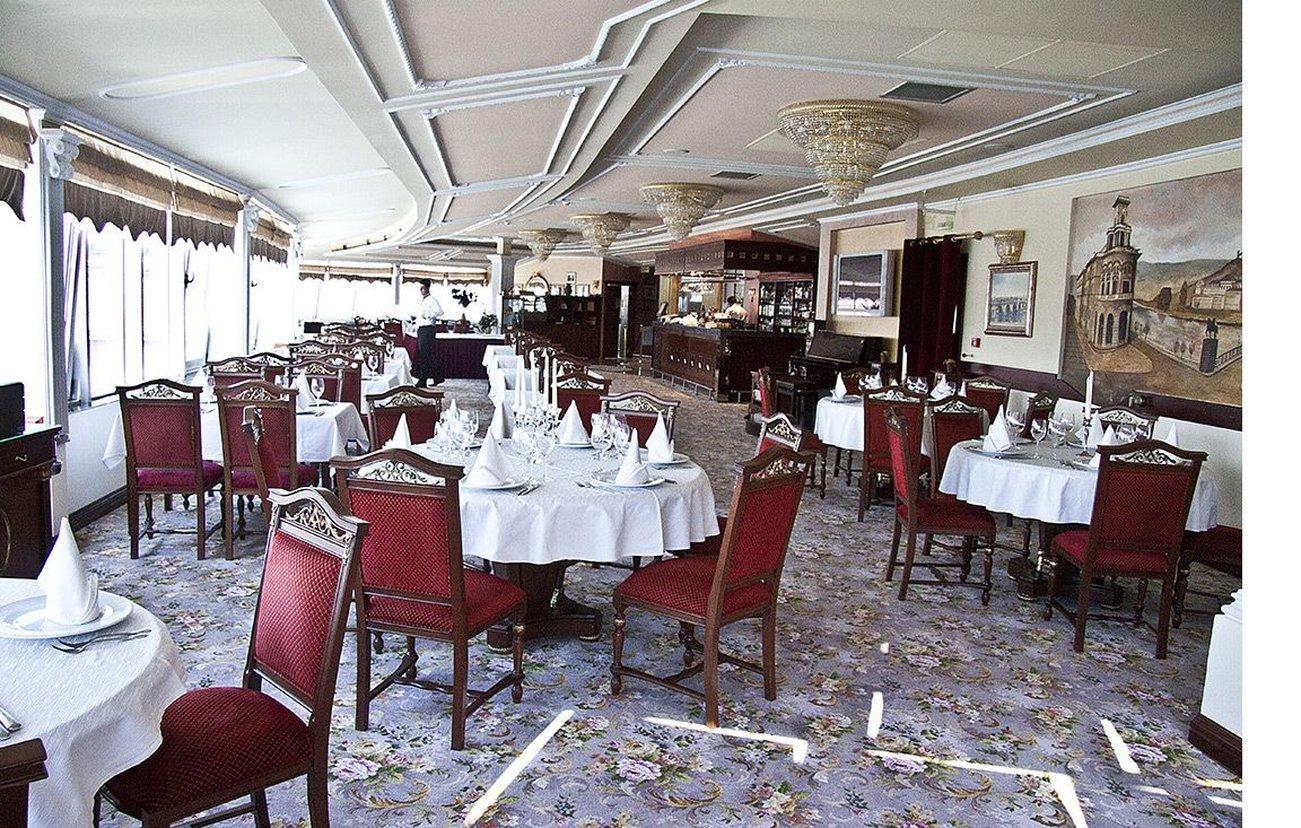 Stone Bridge Hotel Skopje Exterior photo
